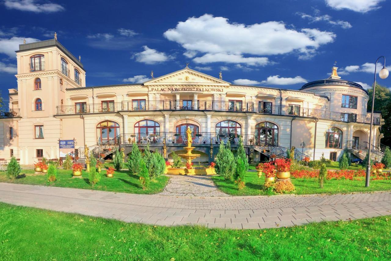 Uzdrowisko Sanatorium Augustow Palac Na Wodzie Falkowski Экстерьер фото