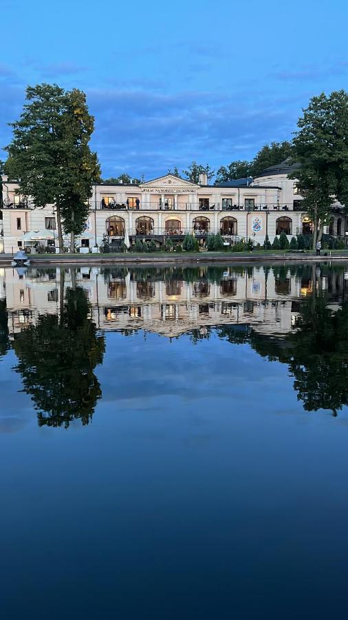 Uzdrowisko Sanatorium Augustow Palac Na Wodzie Falkowski Экстерьер фото